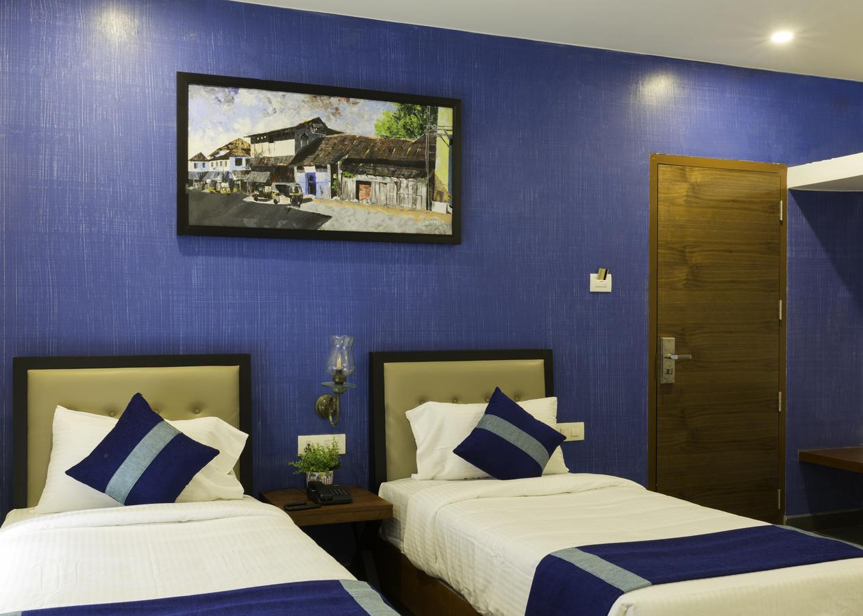 Hotel Neighbourhood, Cochin Kochi Exterior photo
